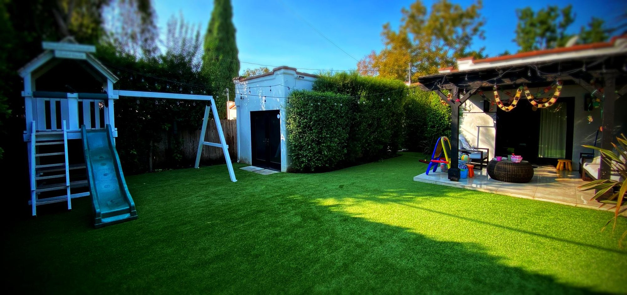 artificial turf playgrounds-1